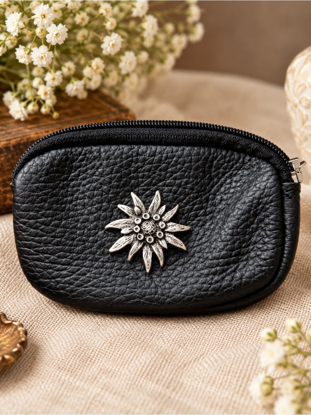 Authentic Karlen Swiss Leather Edelweiss Coin Card Purse